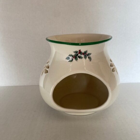 Spode Ceramic Wax warmer/ Wax and essential oil burner. Christmas Tree line. - Picture 1 of 12